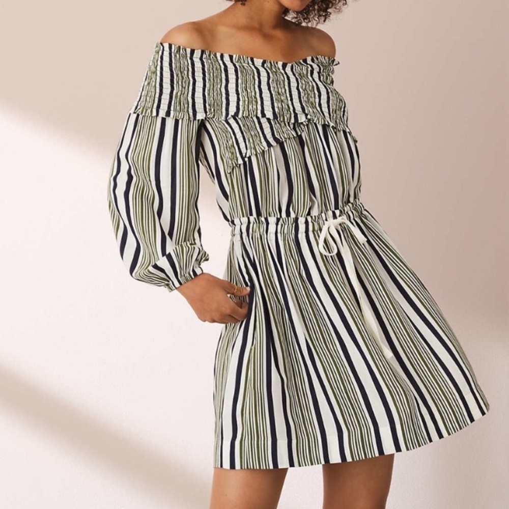 Lou And Grey Off The Shoulder Smocked Top Long Sleeve Dress XS